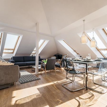 Penthouse Skyline - Loftaffair Lägenhet Kraków Exteriör bild